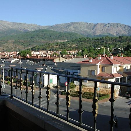 Hostal Avenida Arenas de San Pedro Zewnętrze zdjęcie