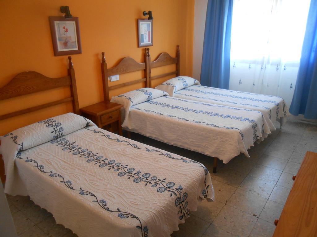 Hostal Avenida Arenas de San Pedro Pokój zdjęcie