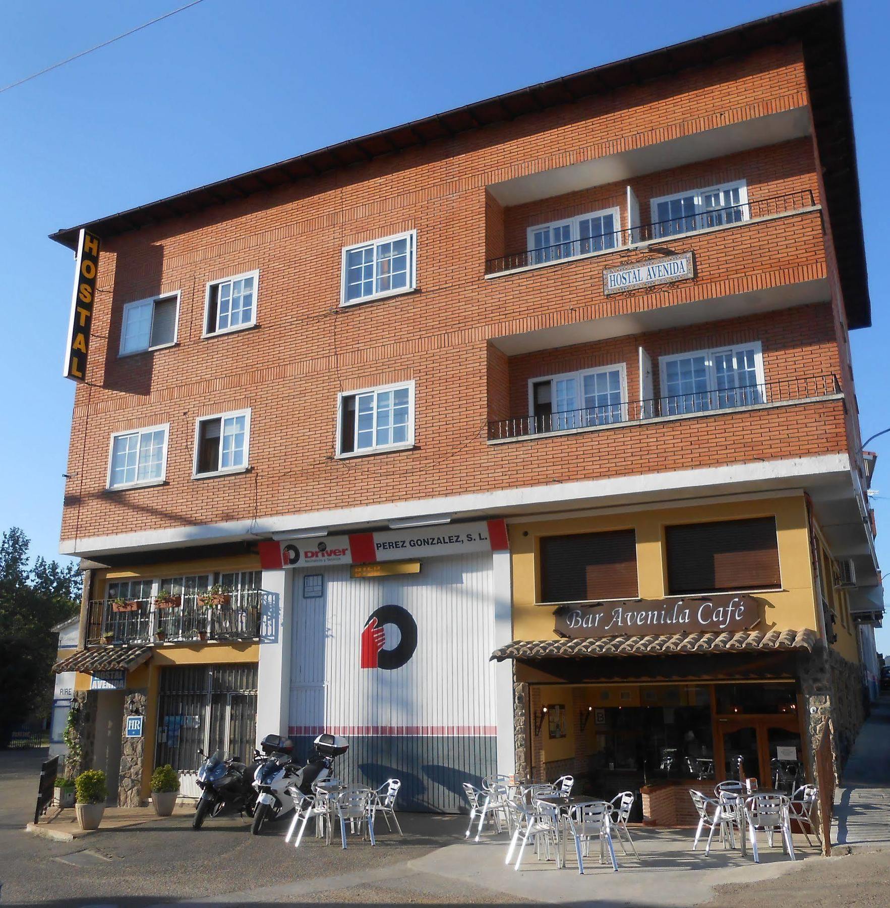 Hostal Avenida Arenas de San Pedro Zewnętrze zdjęcie