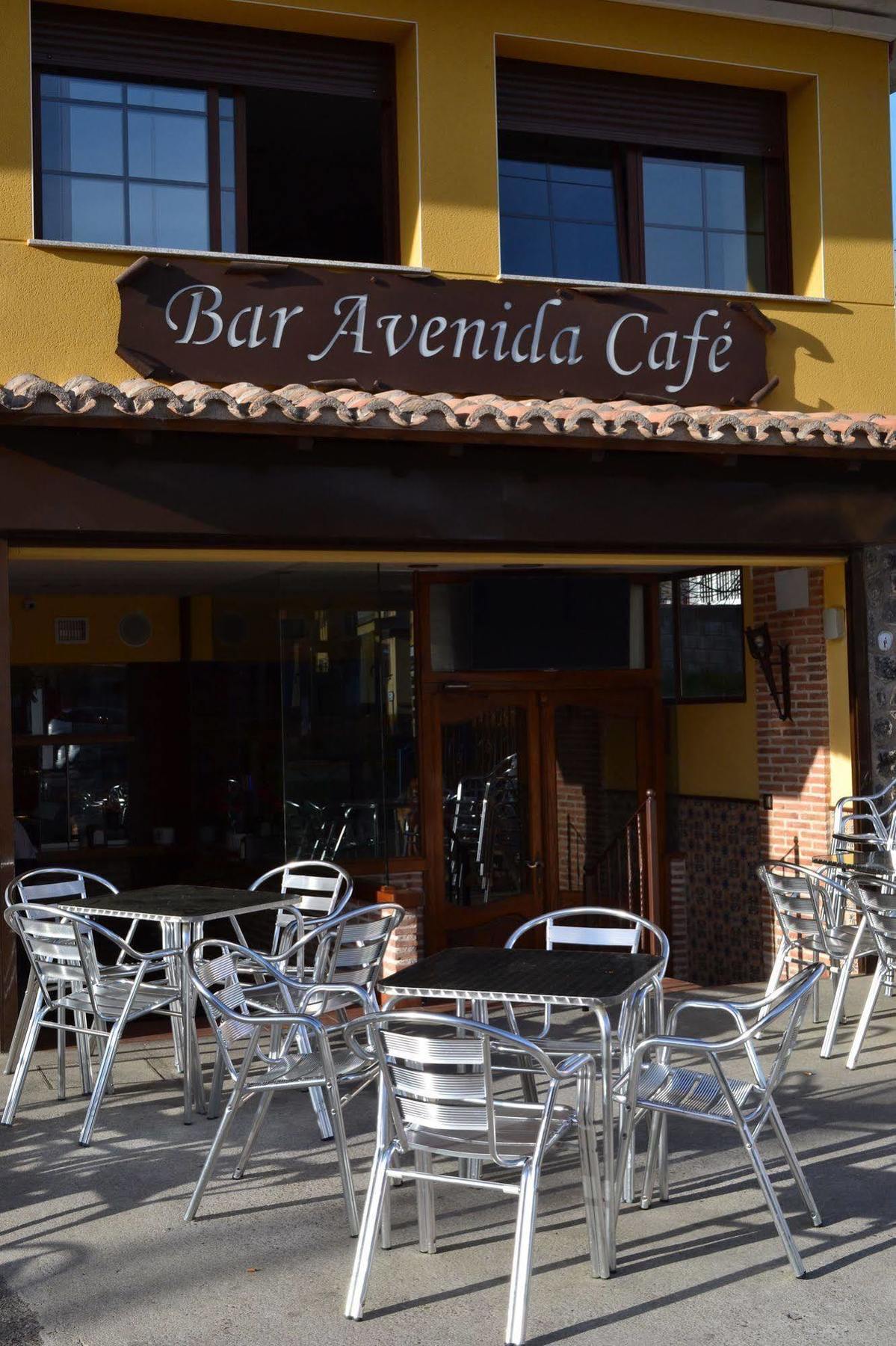 Hostal Avenida Arenas de San Pedro Zewnętrze zdjęcie